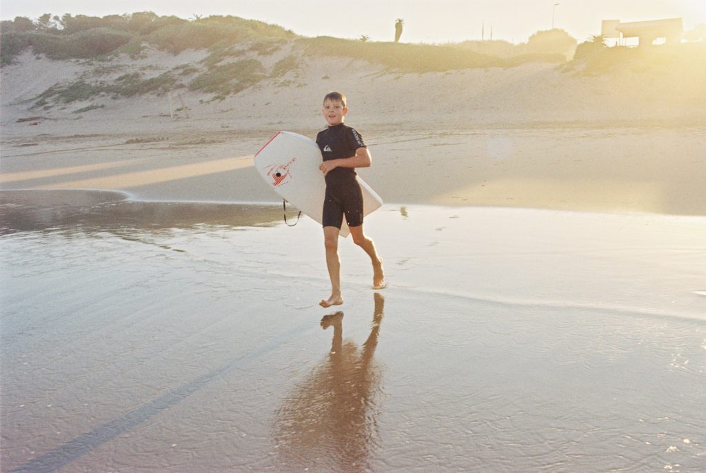 Trafalgar family photographer relaxed beach session